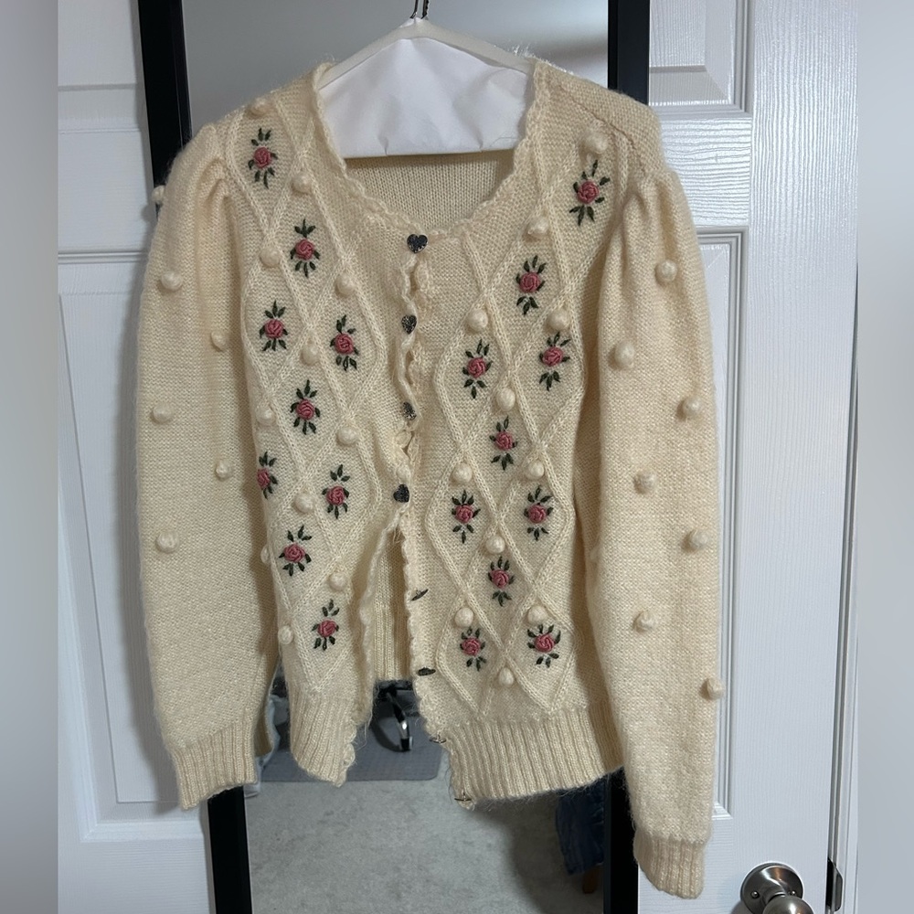 Knit Sweater— Hand Made Trachtenmode Austrian sweater - Picture 2 of 4